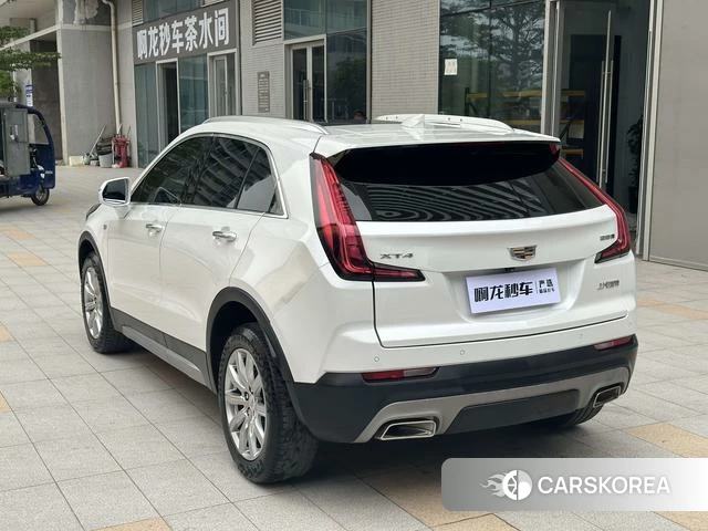 Cadillac XT4 2020 Белый из Китая, фото 2