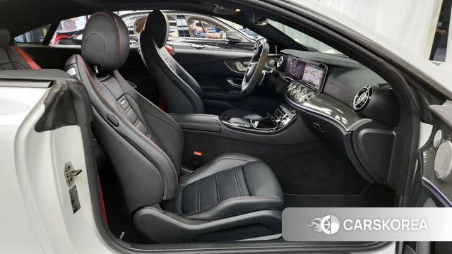 Mercedes-Benz E-Class W213 2023 Белый из Кореи, фото 2
