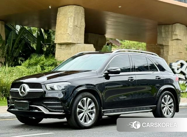 Mercedes-Benz GLE (import) 2023 Черный из Китая, фото 2