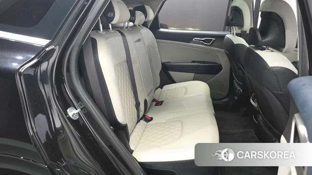 Kia Sportage 5th Generation Hybrid 2021 Черный из Кореи, фото 2