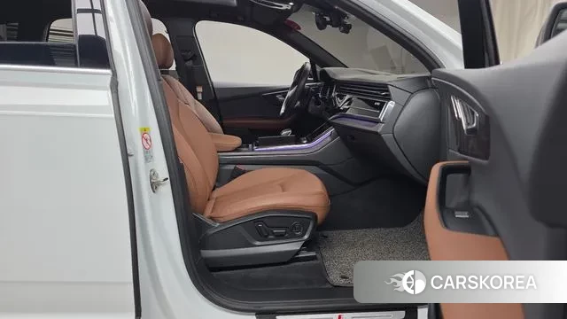 Audi Q7 (4M) 2023 Белый из Кореи, фото 2