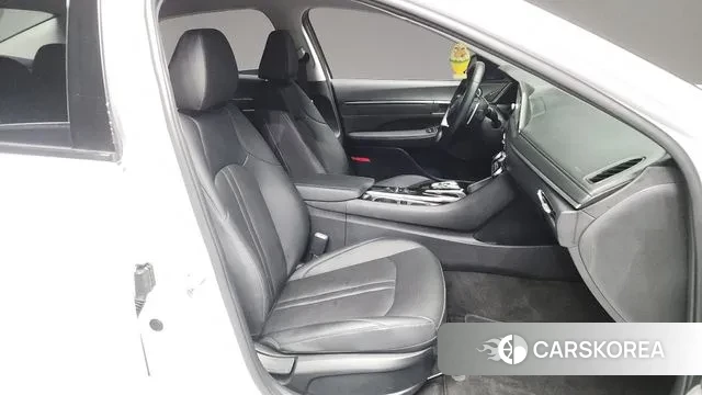 Hyundai Sonata (DN8) 2022 Белый из Кореи, фото 2