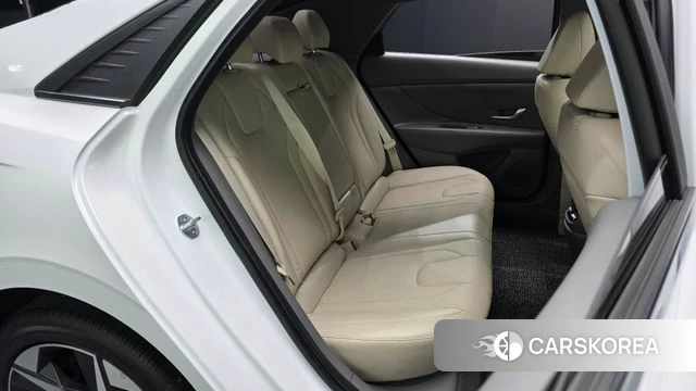 Hyundai Avante (CN7) 2022 Белый из Кореи, фото 2