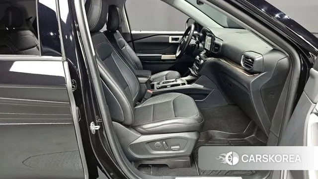 Ford Explorer 6th Generation 2020 Черный из Кореи, фото 2