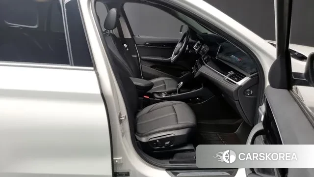 BMW X1 (F48) id 2890407 из Кореи 2