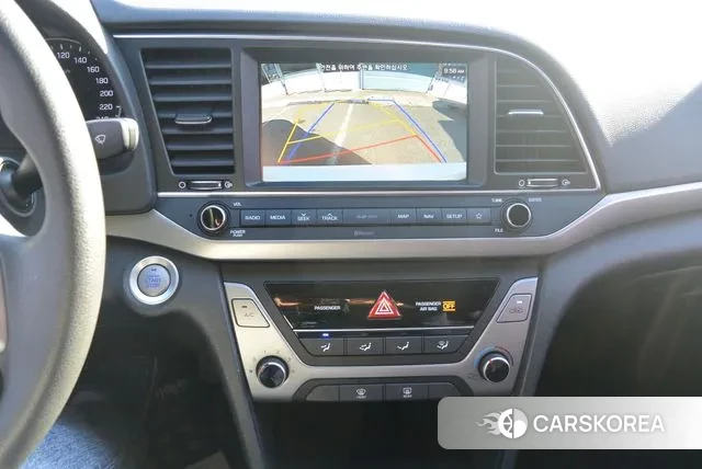 Hyundai Avante AD 2018 Белый из Кореи, фото 2