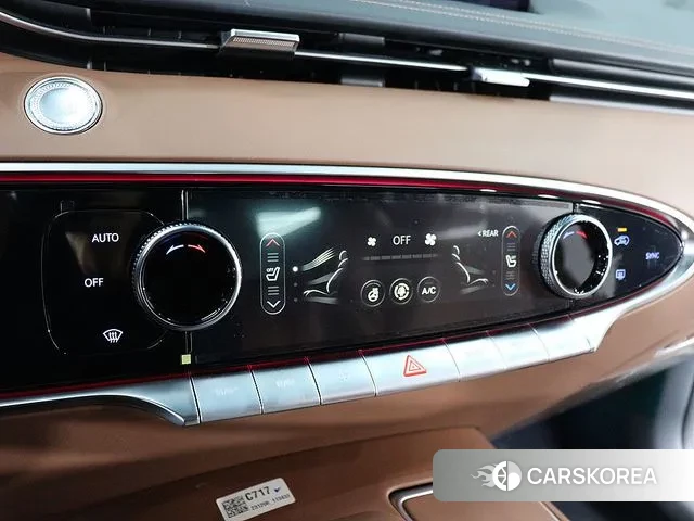 Genesis GV70 2024 Белый из Кореи, фото 2