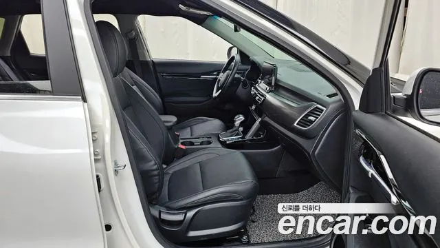 Kia Seltos 2022 Белый из Кореи, фото 2