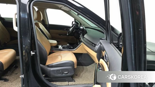 Kia Carnival 4th generation 2020 Черный из Кореи, фото 2
