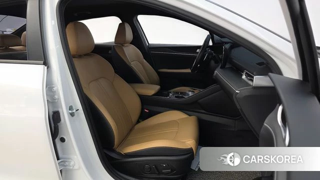 Kia K5 3rd generation 2022 Белый из Кореи, фото 2