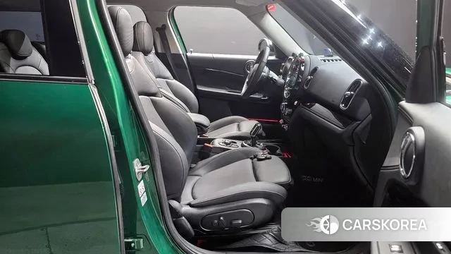 Mini Cooper Countryman 2024 Зеленый из Кореи, фото 2
