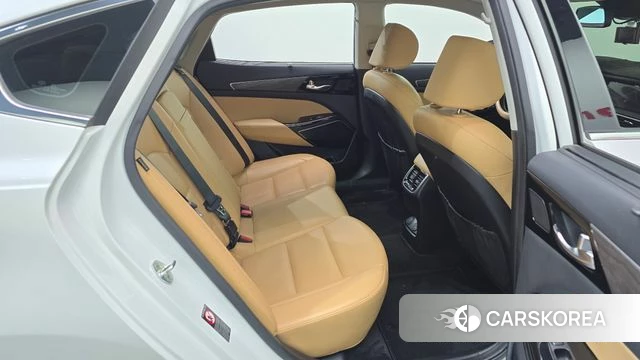 Kia K7 Premier Hybrid 2019 Белый из Кореи, фото 2