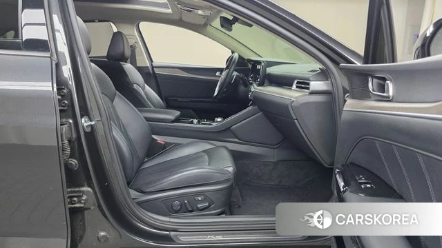 Kia K5 3rd generation 2021 Серый из Кореи, фото 2