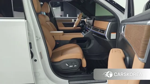 Hyundai Santa Fe (MX5) 2024 Белый из Кореи, фото 2