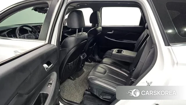 Hyundai The New Santa Fe 2021 Белый из Кореи, фото 2