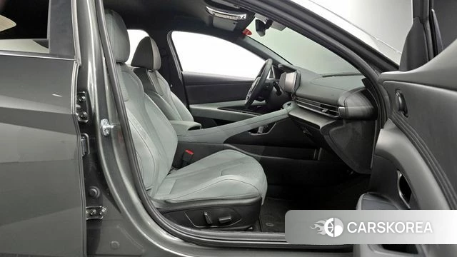 Hyundai The New Avante (CN7) 2025 Серый из Кореи, фото 2