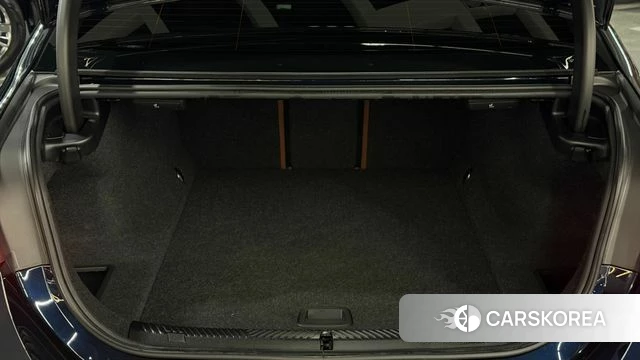 BMW i5 (G60) 2024 Черный из Кореи, фото 2