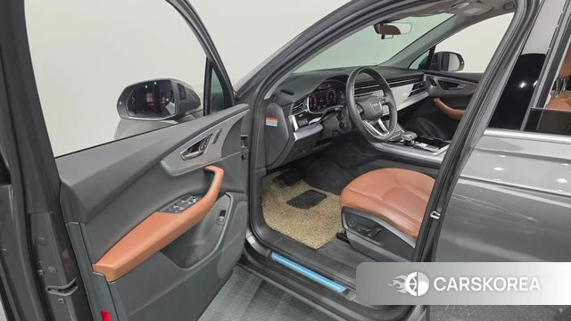 Audi Q7 (4M) 2021 Серый из Кореи, фото 2