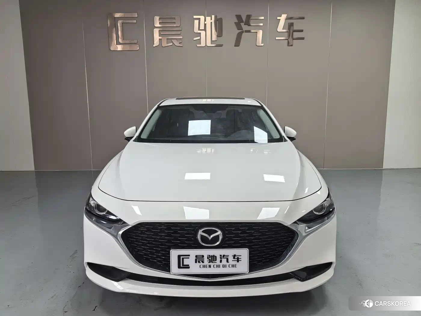 Mazda 3 2026 Белый из Китая, фото 2