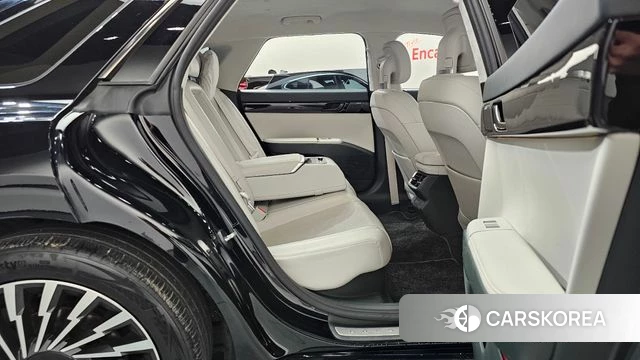 Hyundai Grandeur Hybrid (GN7) 2023 Черный из Кореи, фото 2