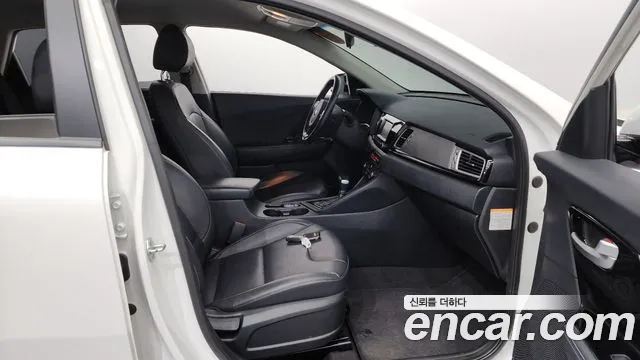 Kia Niro 2018 Белый из Кореи, фото 2