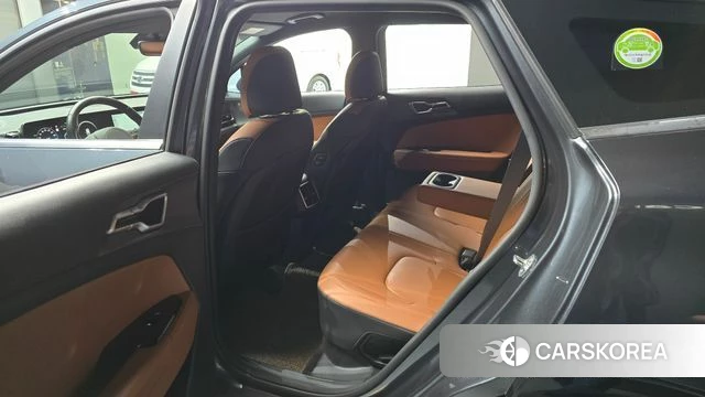 Kia Sportage 5th Generation Hybrid 2023 Серый из Кореи, фото 2