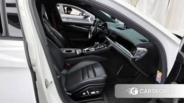 Porsche Panamera (971) 2018 Белый из Кореи, фото 2