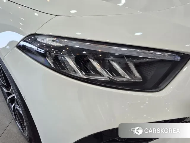 Mercedes-Benz A-Class W177 2024 Белый из Кореи, фото 2