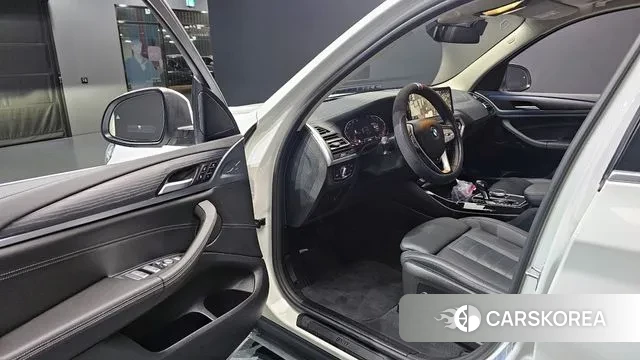 BMW X3 (G01) 2024 Белый из Кореи, фото 2