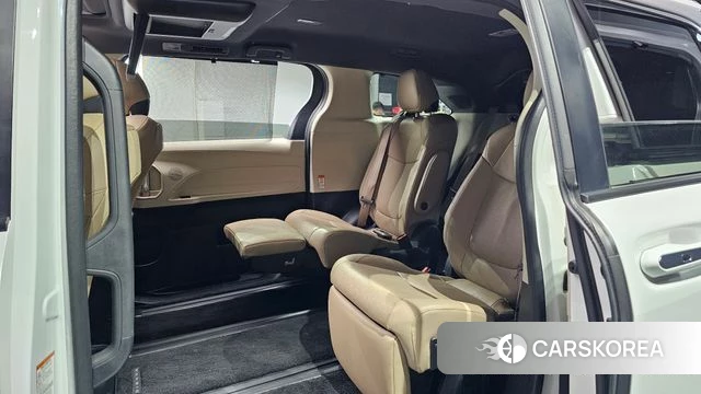 Toyota Sienna 4th Generation 2022 Белый из Кореи, фото 2