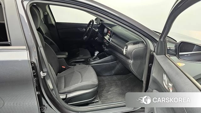 Kia Come New K3 2020 Серый из Кореи, фото 2