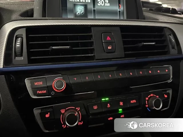 BMW 1 Series (F20) 2018 Черный из Кореи, фото 2