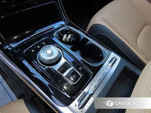 Kia Carnival 4th generation 2022 Черный из Кореи, фото 2