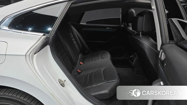 Volkswagen Arteon 2020 Белый из Кореи, фото 2