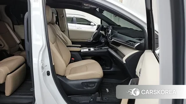 Toyota Sienna 4th Generation 2022 Белый из Кореи, фото 2