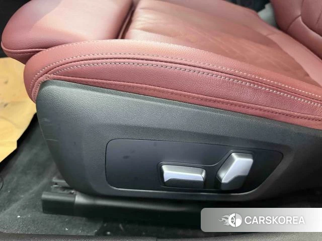 BMW 3 series 2023 Белый из Китая, фото 2