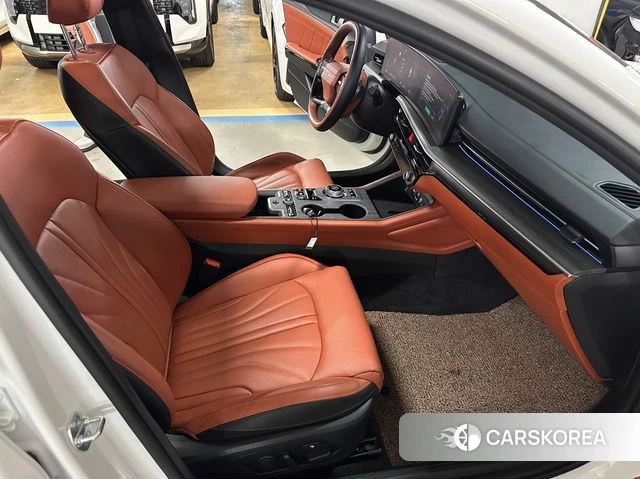 Kia The New K5 3rd generation 2025 Белый из Кореи, фото 2