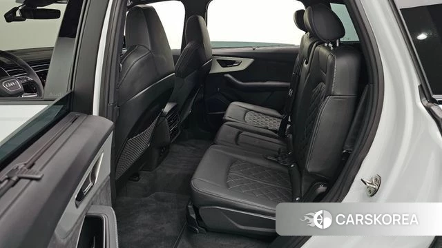 Audi Q7 (4M) 2025 Белый из Кореи, фото 2