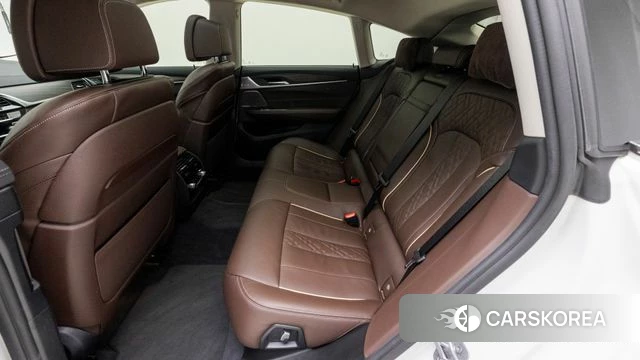 BMW 6 Series GT (G32) 2024 Белый из Кореи, фото 2