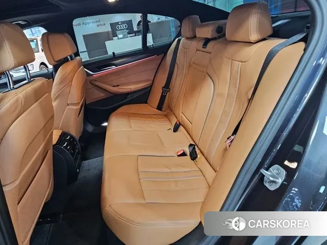 BMW 5 Series (G30) 2022 Серый из Кореи, фото 2