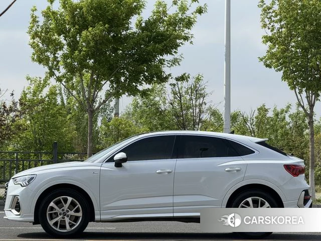 Audi Q3 Sportback 2023 Белый из Китая, фото 2