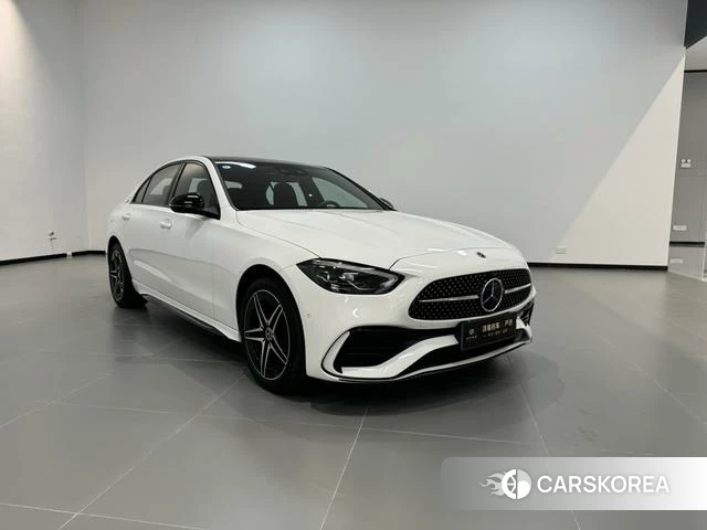 Mercedes-Benz Class C 2024 Белый из Китая, фото 2