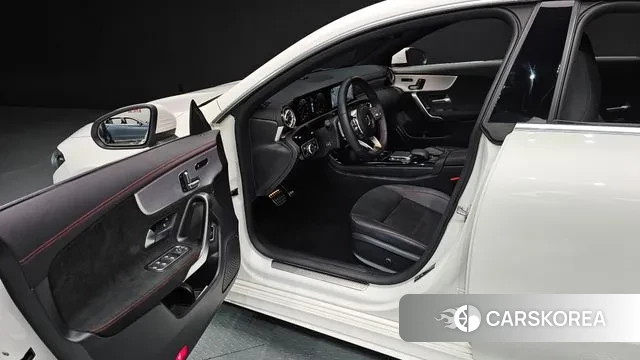 Mercedes-Benz CLA-Class C118 2022 Белый из Кореи, фото 2