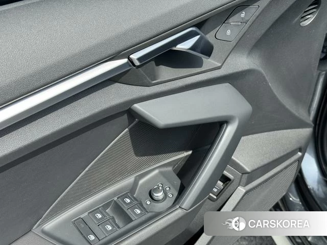 Audi A3 2024 Темно-серый из Китая, фото 2
