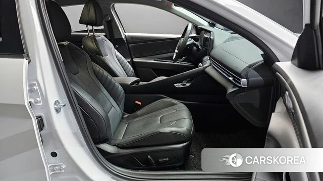 Hyundai The New Avante (CN7) 2025 Белый из Кореи, фото 2