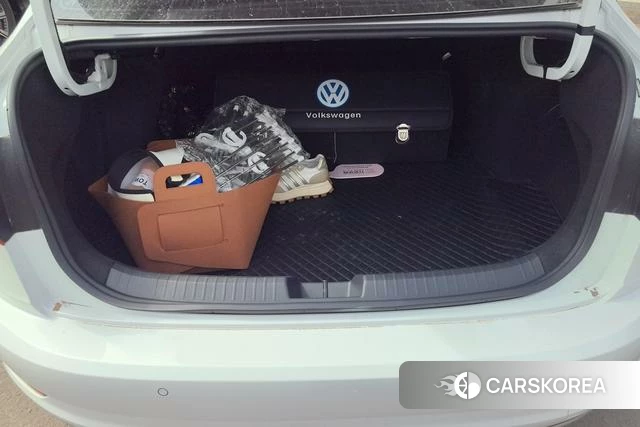 Volkswagen Sagitar 2021 Белый из Китая, фото 2