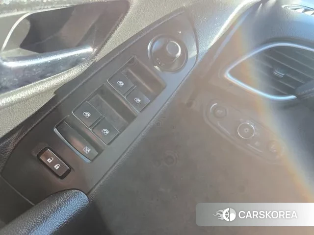 Chevrolet (GM Daewoo) The New Trax 2018 Белый из Кореи, фото 2