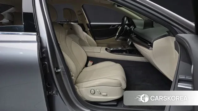 Genesis G80 (RG3) 2023 Серебряный из Кореи, фото 2