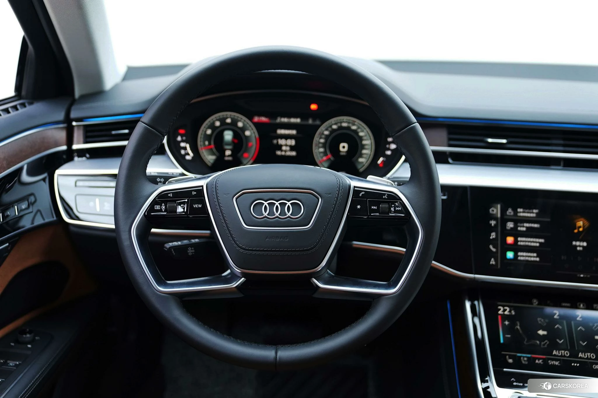 Audi A8 2023 Черный из Китая, фото 2
