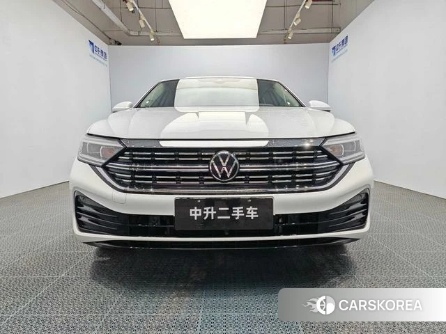 Volkswagen Sagitar 2024 Белый из Китая, фото 2